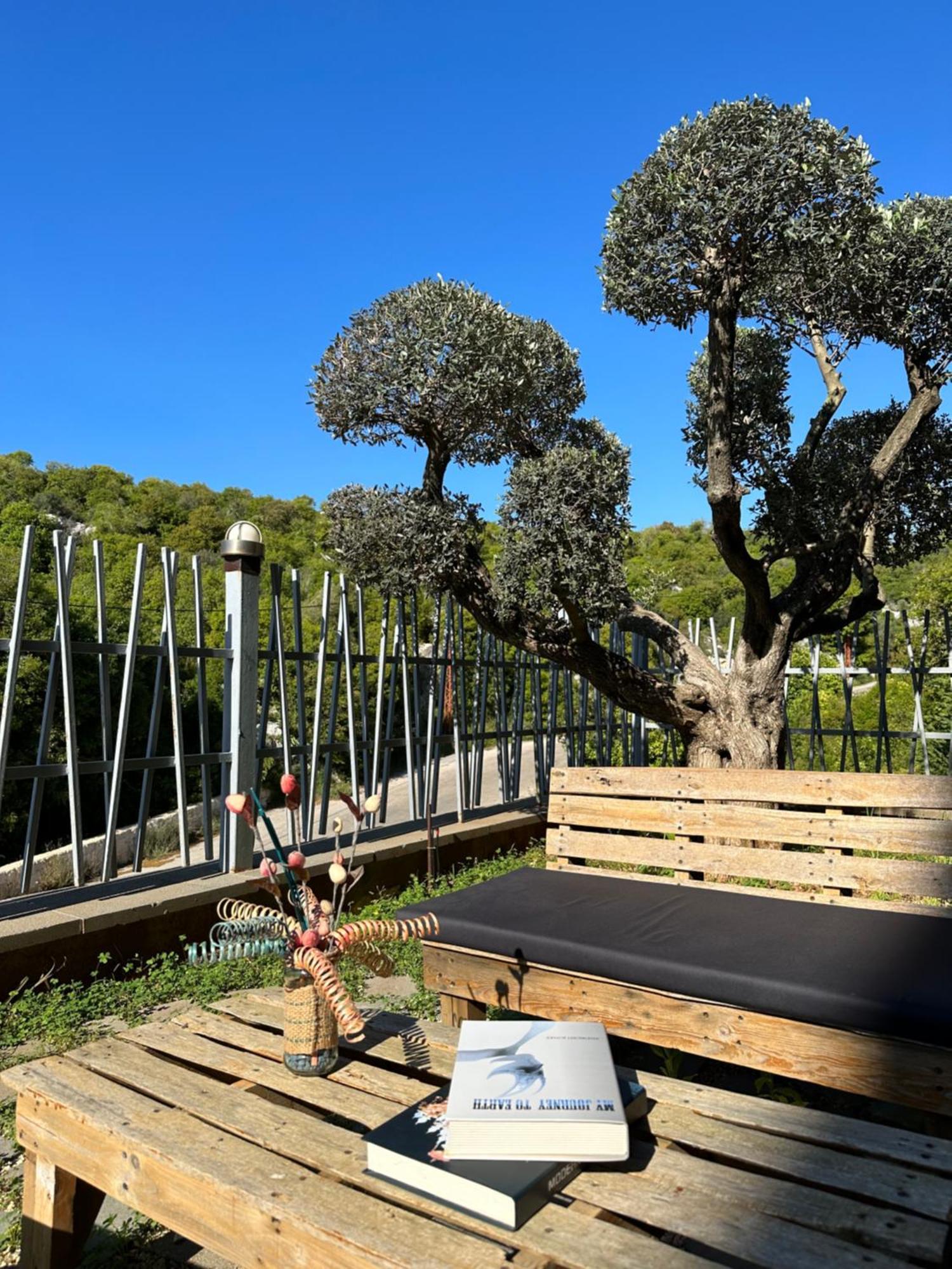 Grey Escape Apartments Qalhat 外观 照片